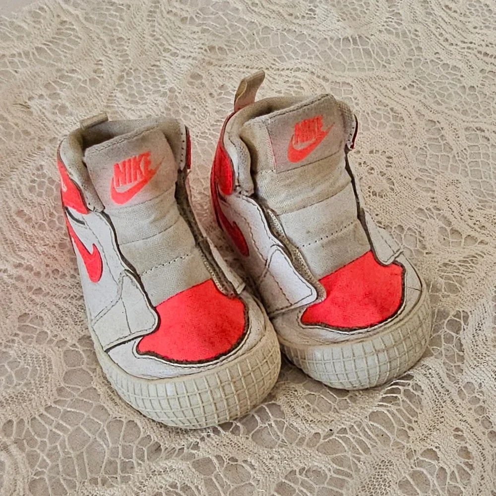 Rare vintage nike Air Jordan 1 Crib Toddler Baby High‎ Top Shoes White Pink